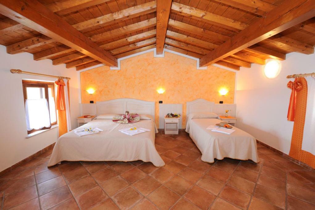Agriturismo Lizzarola Peschiera del Garda Exterior foto